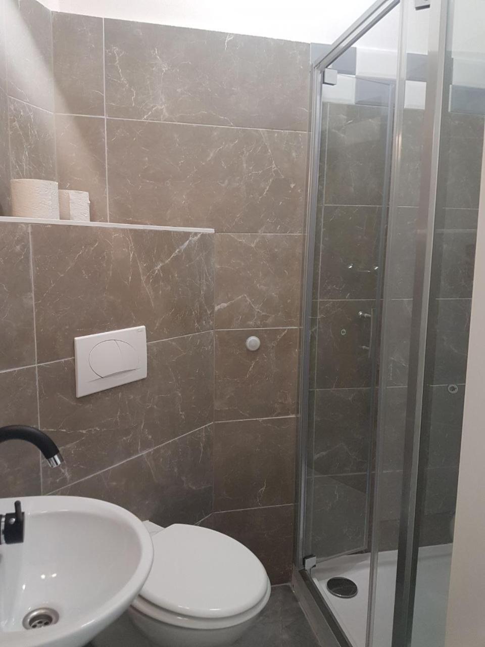 W&V Hostel Вена Экстерьер фото
